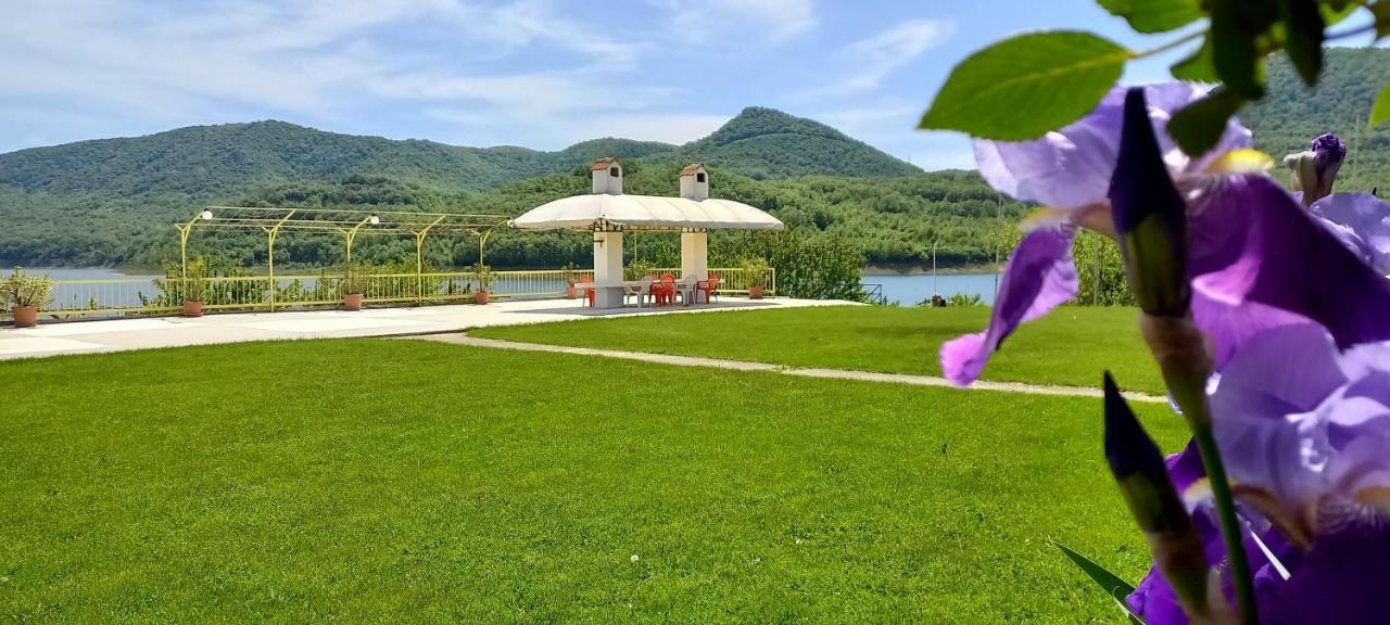 Family Hotel Belvedere Dulgopol Экстерьер фото