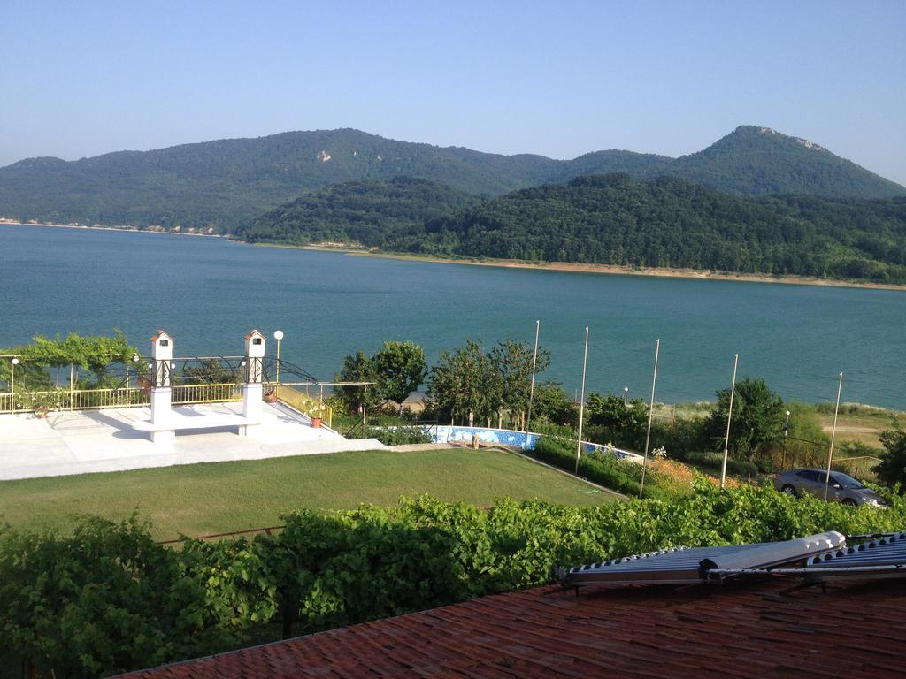 Family Hotel Belvedere Dulgopol Экстерьер фото